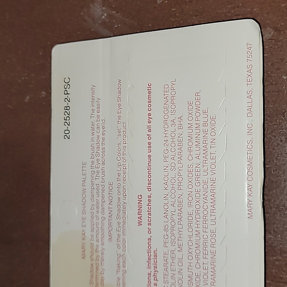 Mary Kay Eye Shadow Palette Great Fashion Greens 0475 .36 oz. NIP Retired Stock - Picture 6 of 6